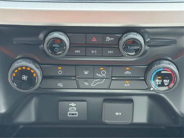 New 2026 Ford F250 XLT w/ FX4 Off-Road Package AWD/4WD image 28