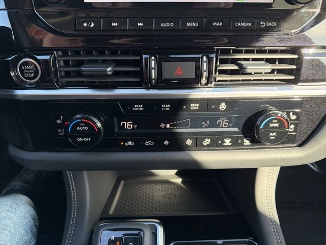 Used 2024 Nissan Pathfinder Platinum w/ Lighting Package (N93) AWD/4WD image 27