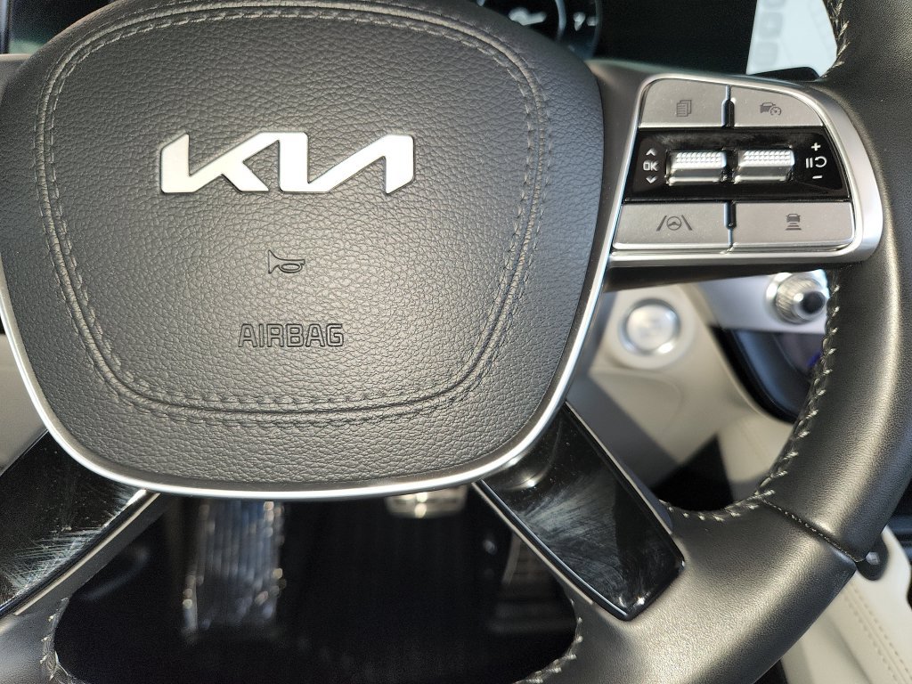 Used 2025 Kia Telluride SX FWD image 29
