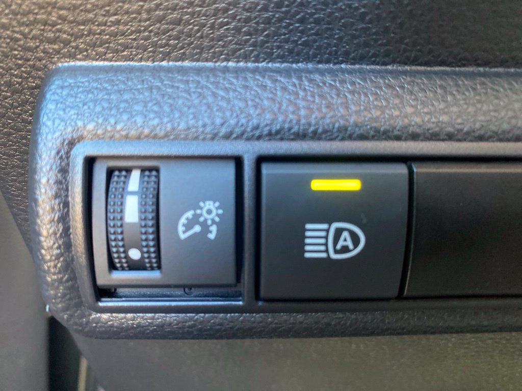 Used 2025 Toyota Corolla LE FWD image 16