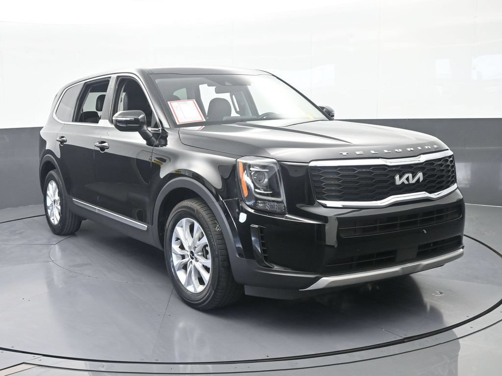Used 2022 Kia Telluride LX FWD image 9