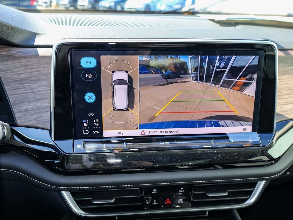 New 2026 Volkswagen Atlas SEL Premium R-Line image 22