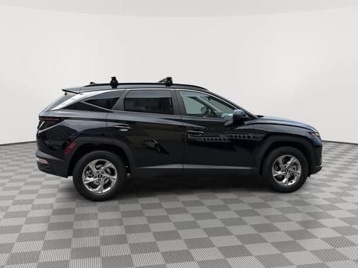 Used 2023 Hyundai Tucson SEL AWD/4WD image 2