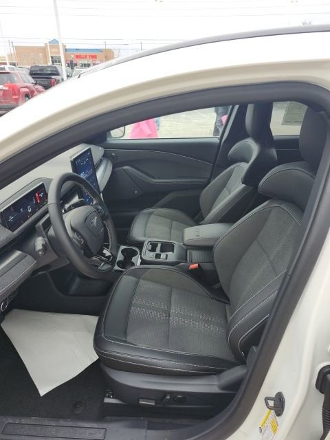 New 2025 Ford Mustang Mach-E GT image 32