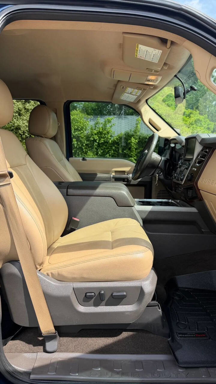 Used 2014 Ford F250 Lariat w/ Lariat Interior Package AWD/4WD image 30