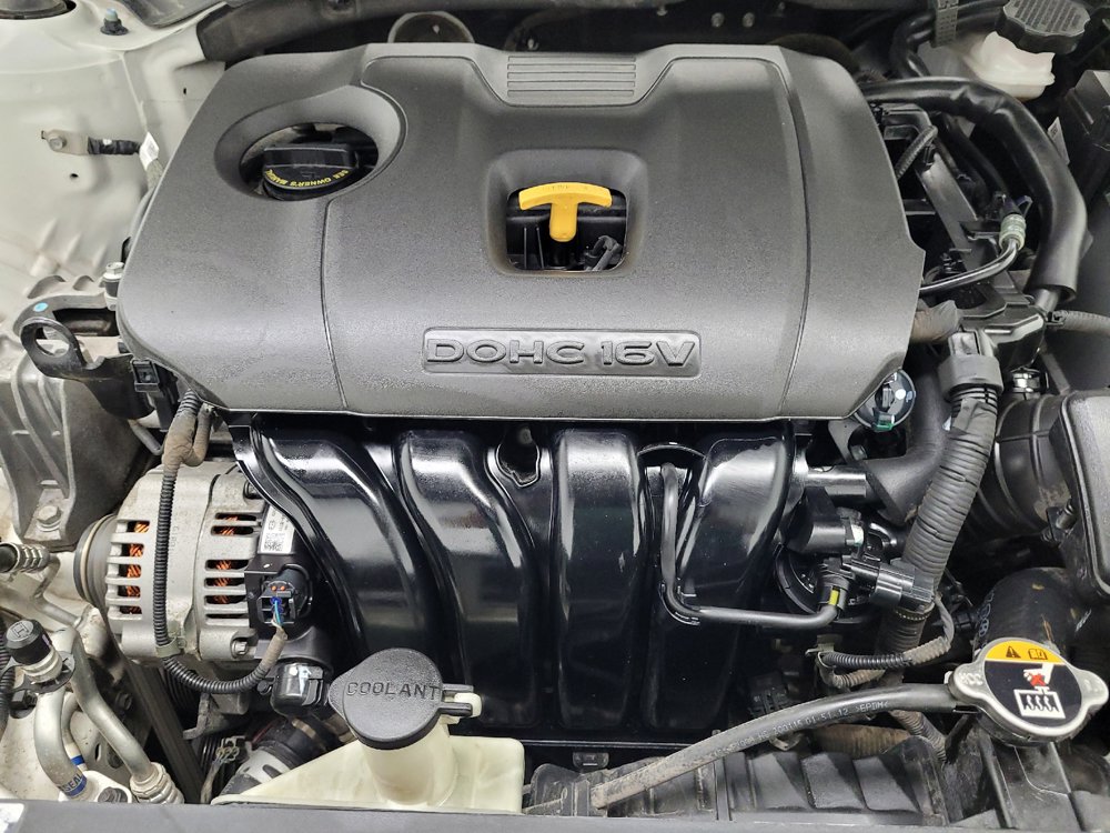 Used 2020 Kia Forte LXS FWD image 30