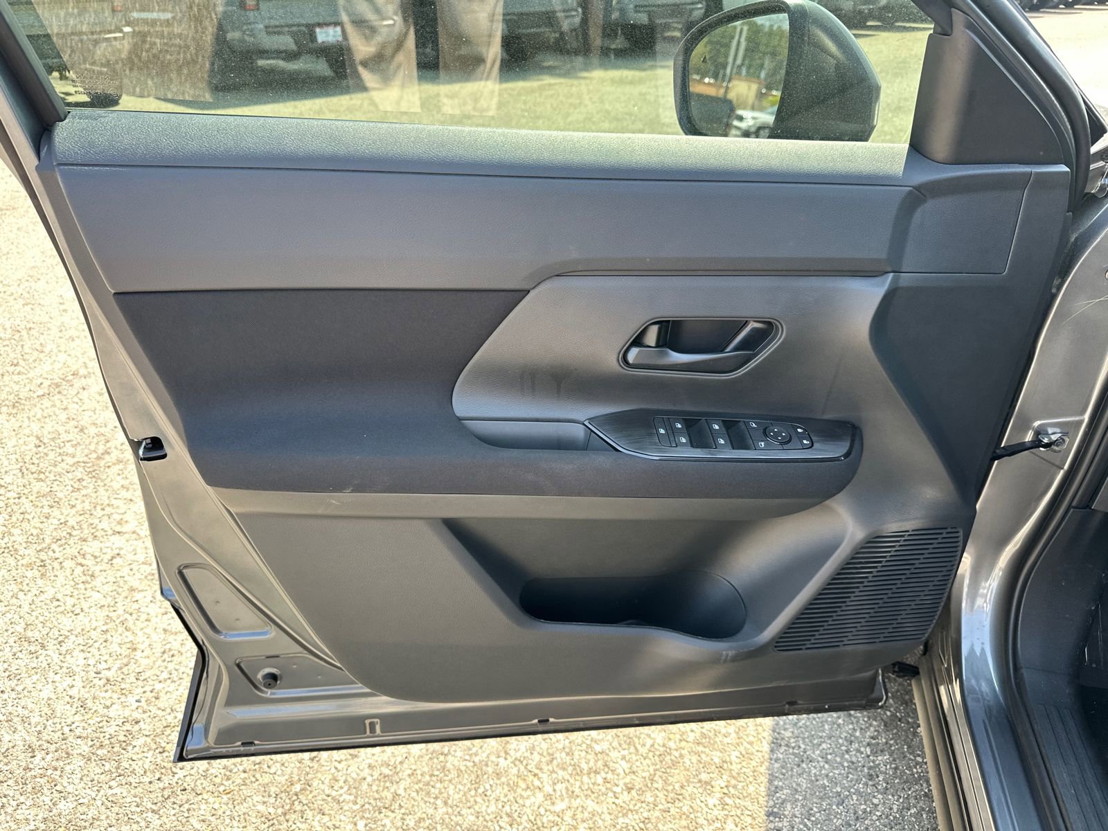 New 2026 Nissan Kicks S w/ Charging Package image 7