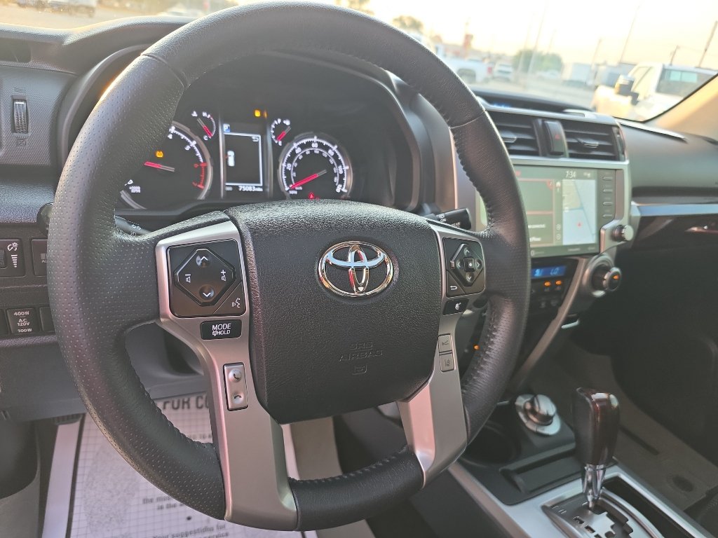 Used 2020 Toyota 4Runner Limited AWD/4WD image 11
