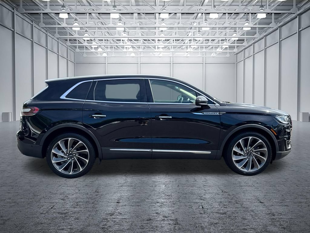 Used 2020 Lincoln Nautilus Reserve w/ Equipment Group 201A FWD image 8