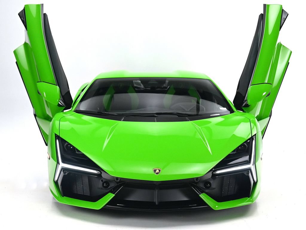 Used 2024 Lamborghini Revuelto AWD/4WD image 4