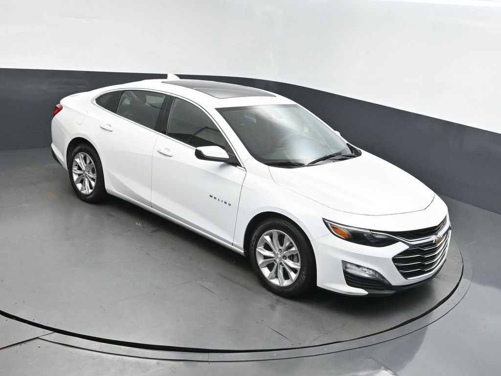 Used 2024 Chevrolet Malibu LT image 1