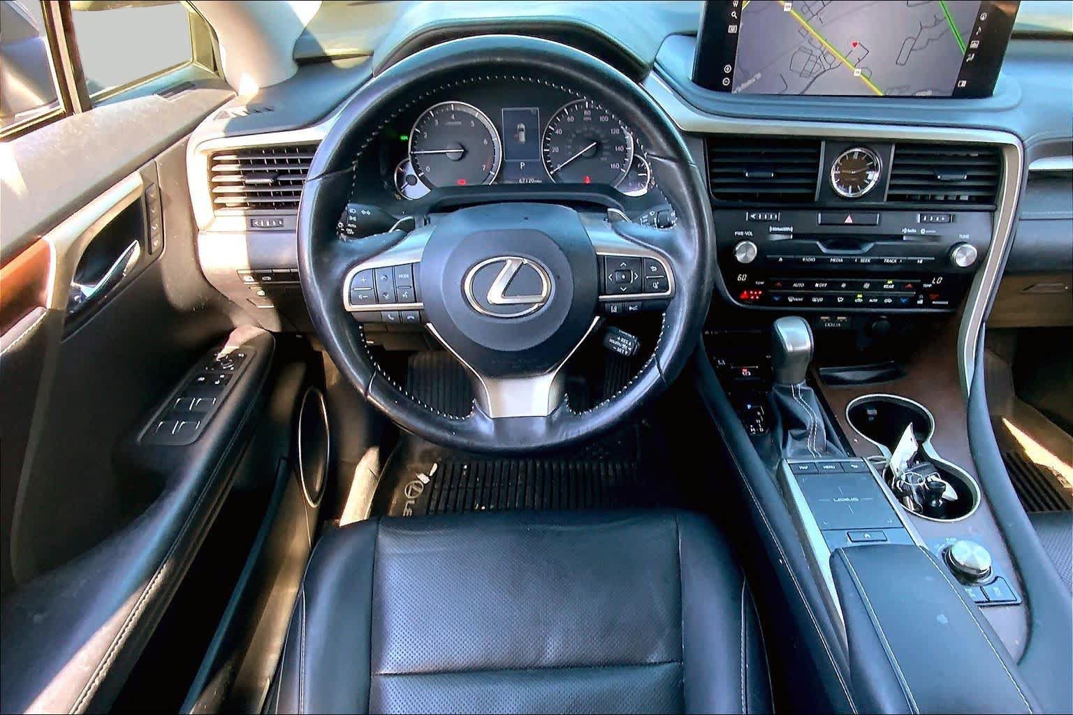Used 2020 Lexus RX 350L Premium w/ Premium Package AWD/4WD image 6