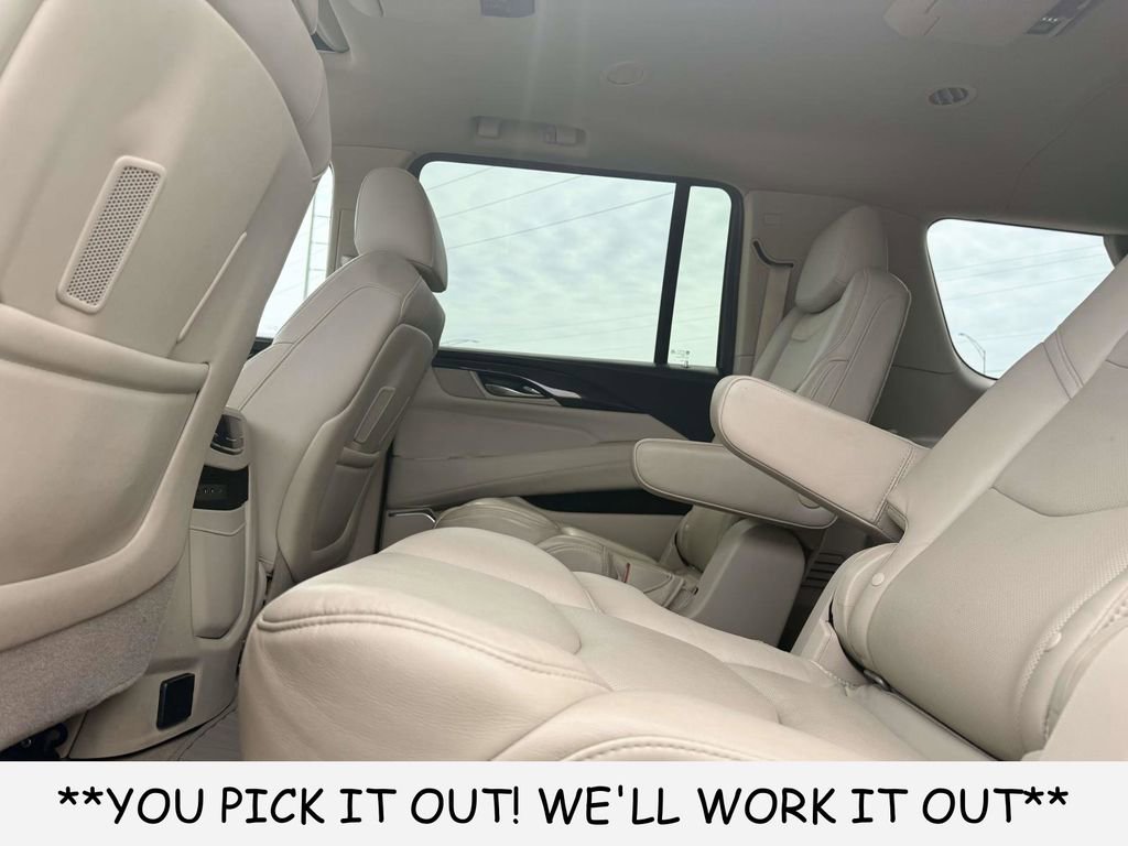 Used 2018 Cadillac Escalade ESV Premium Luxury AWD/4WD image 25