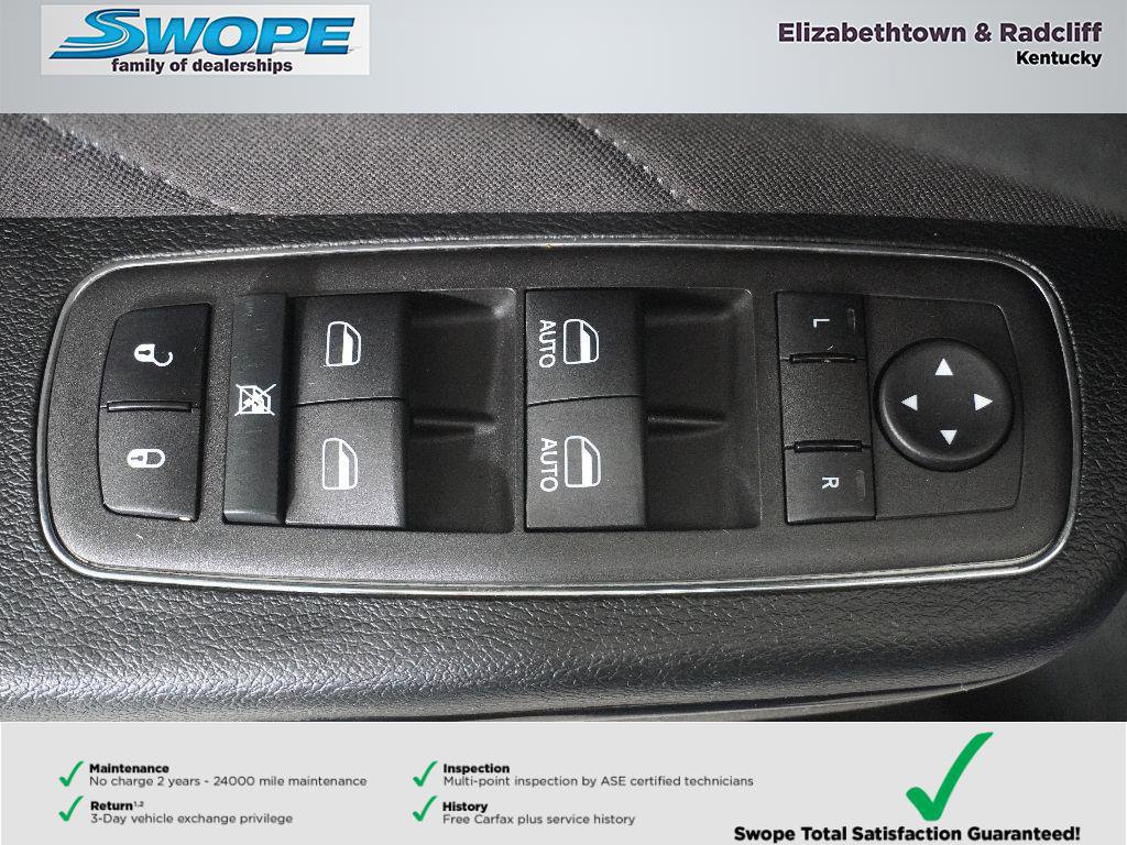 Used 2022 Dodge Charger SXT w/ Blacktop Package image 14