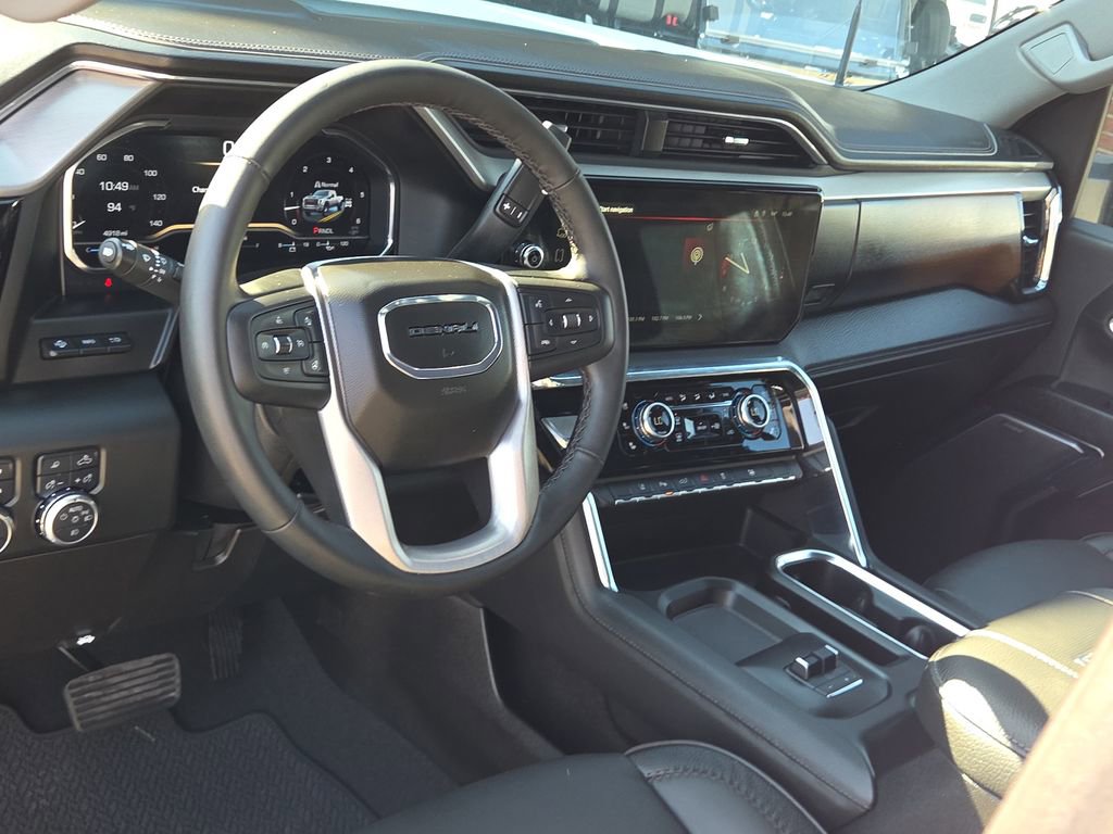 Used 2025 GMC Sierra 3500 Denali w/ Denali Reserve Package image 18