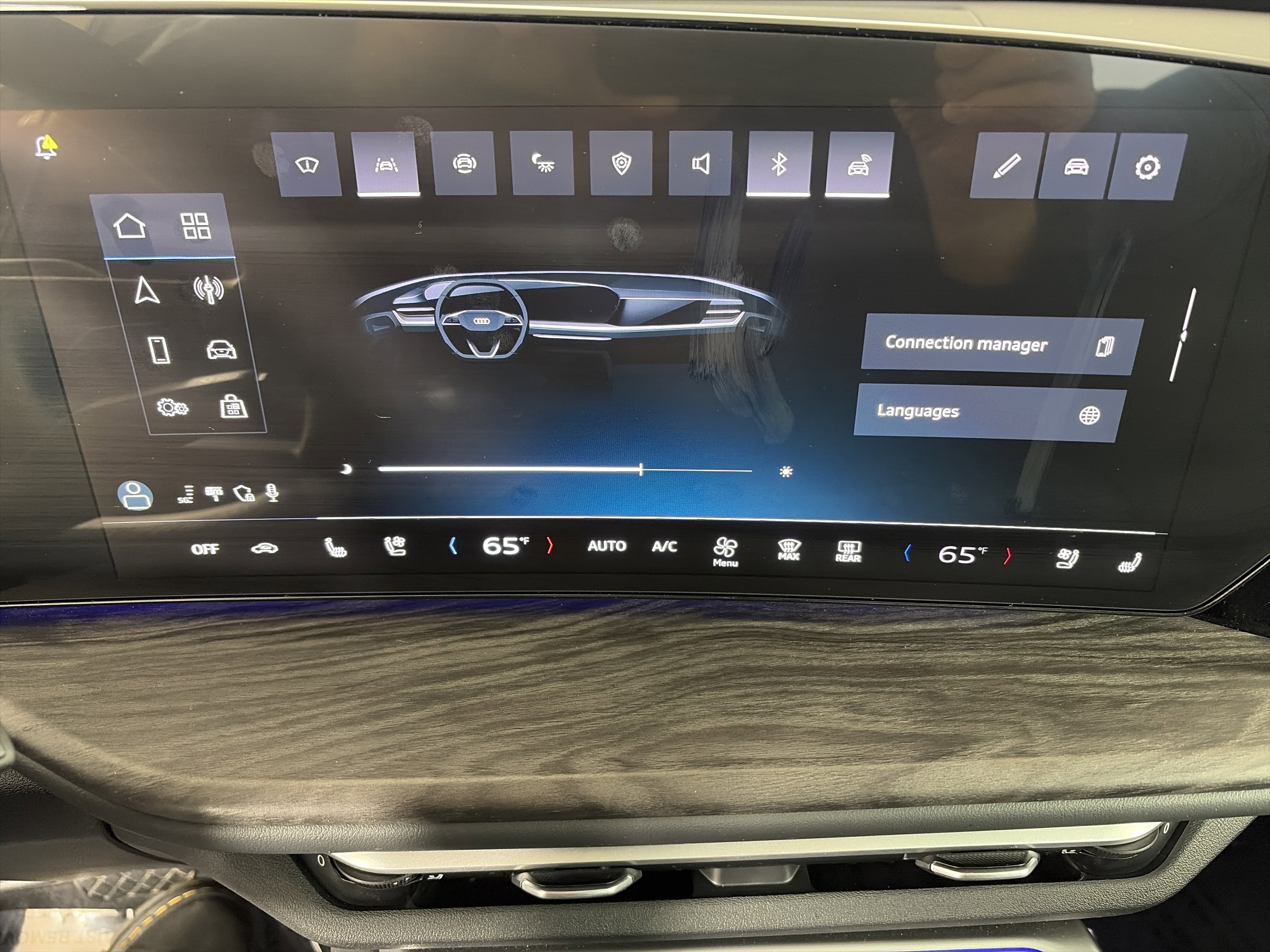 Used 2025 Audi Q5 Premium Plus w/ Premium Plus image 20