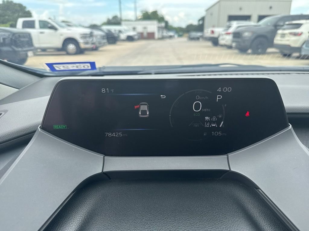 Used 2024 Toyota Prius XLE FWD image 11
