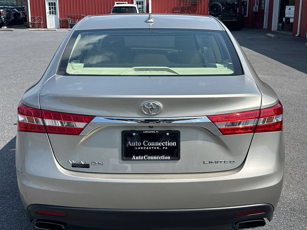 Used 2013 Toyota Avalon Limited FWD image 10