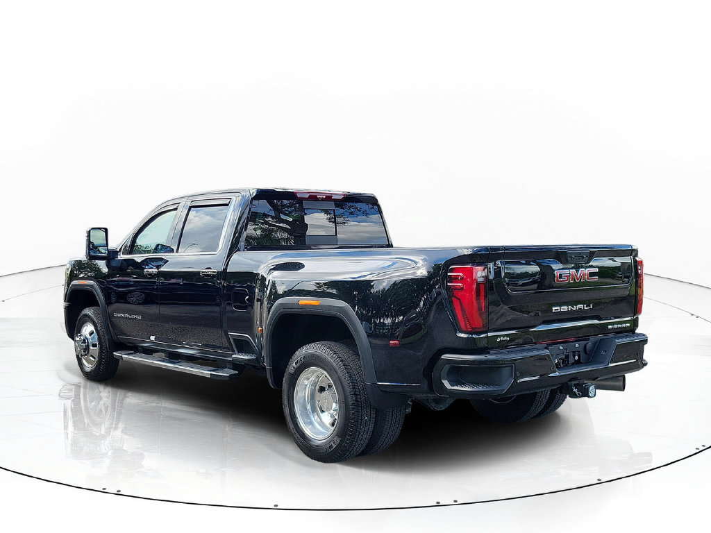 Used 2026 GMC Sierra 3500 Denali w/ Denali Reserve Package AWD/4WD image 4
