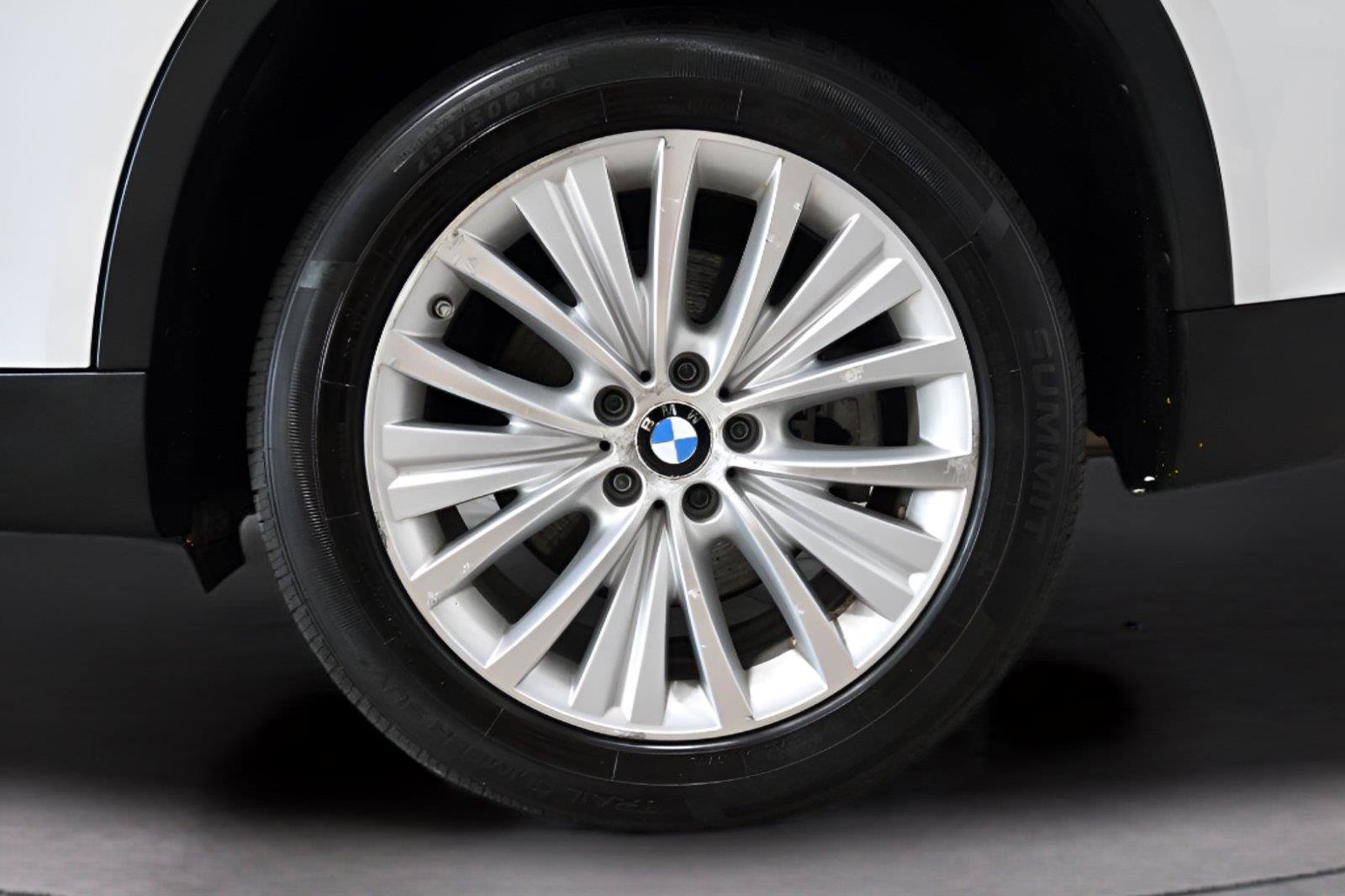 Used 2015 BMW X5 xDrive50i AWD/4WD image 32
