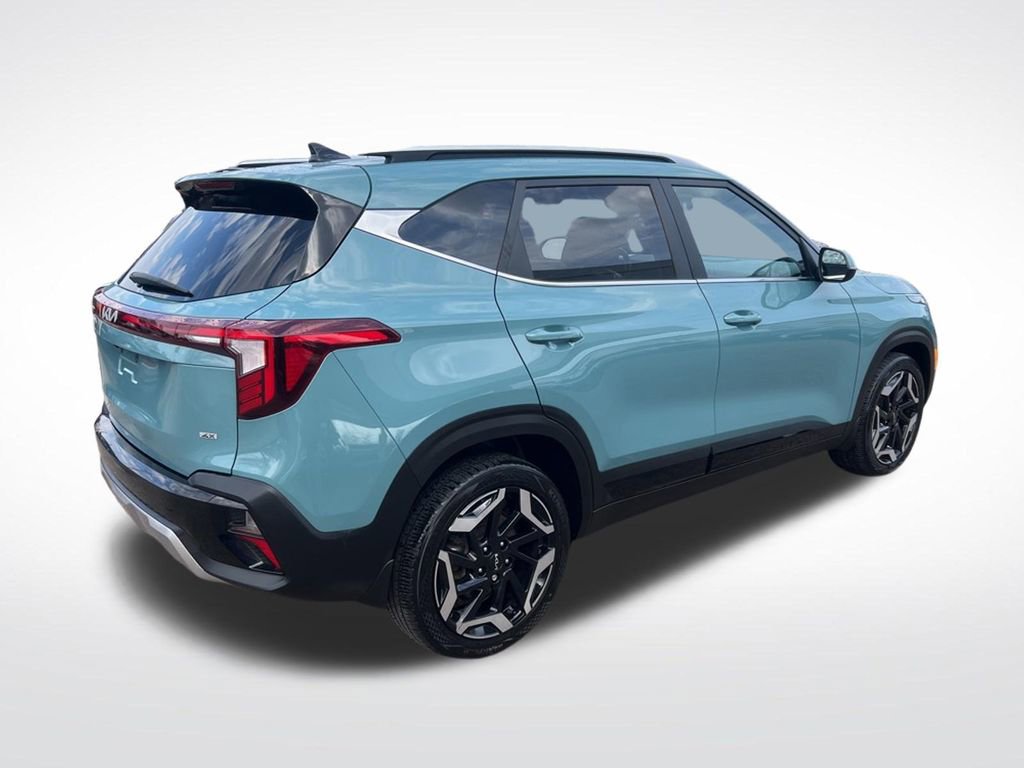Certified 2024 Kia Seltos SX w/ SX Sunroof Package AWD/4WD image 52