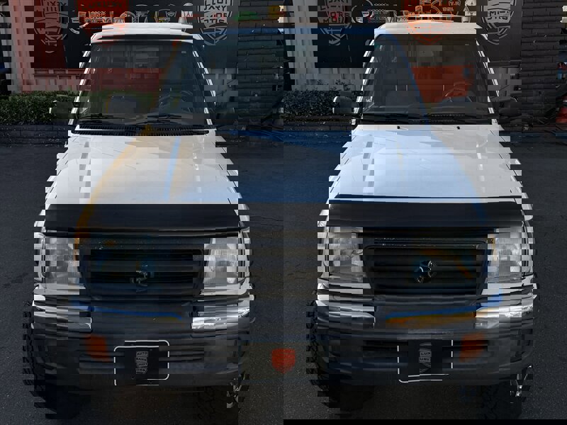 Used 1999 Toyota Tacoma 4x4 Regular Cab image 3