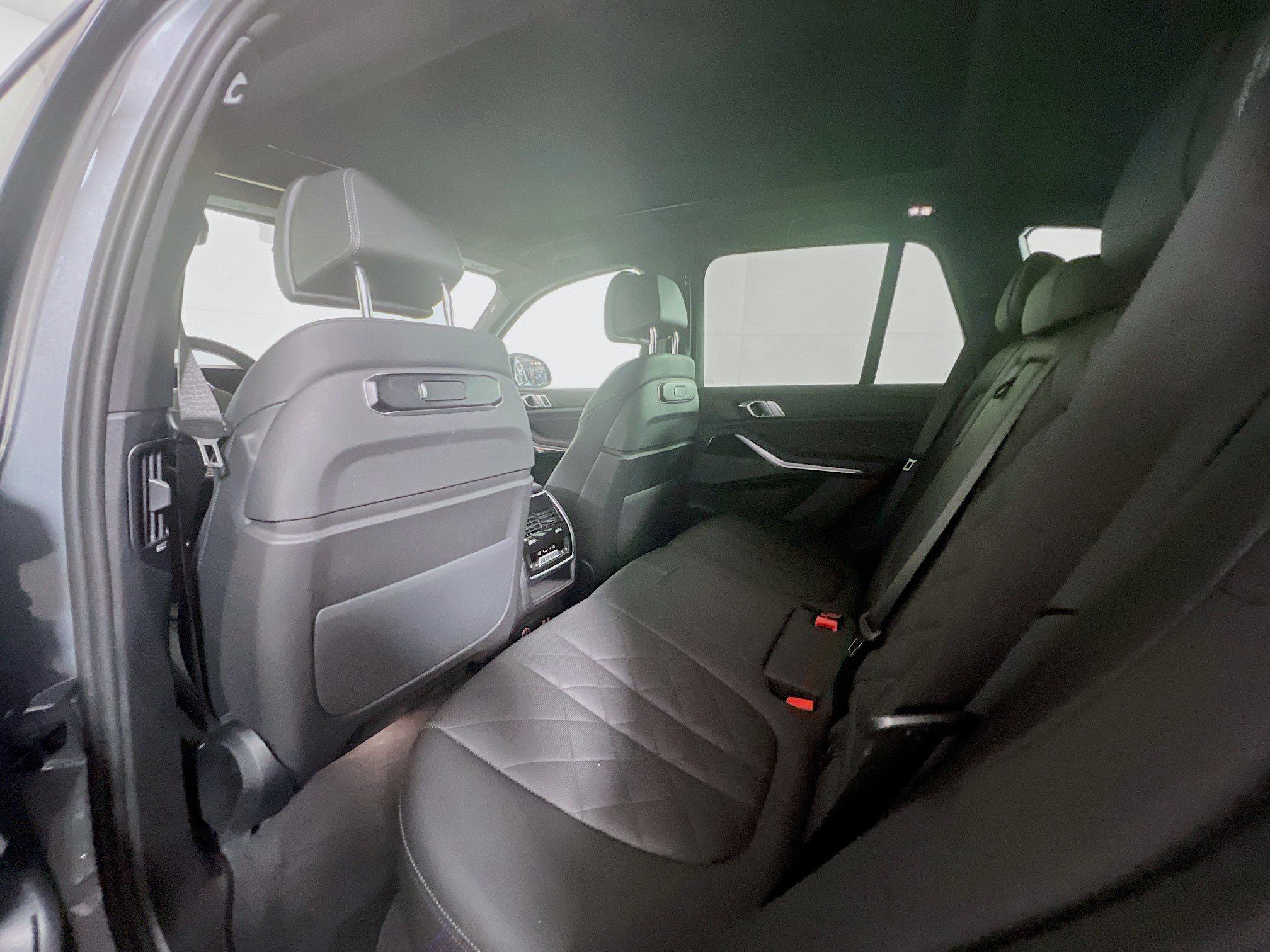 Used 2025 BMW X5 xDrive40i AWD/4WD image 19