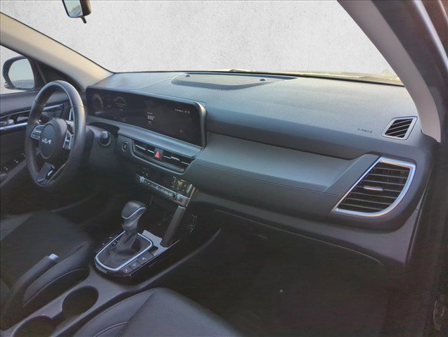 Used 2025 Kia Seltos EX w/ EX Sunroof Package FWD image 23