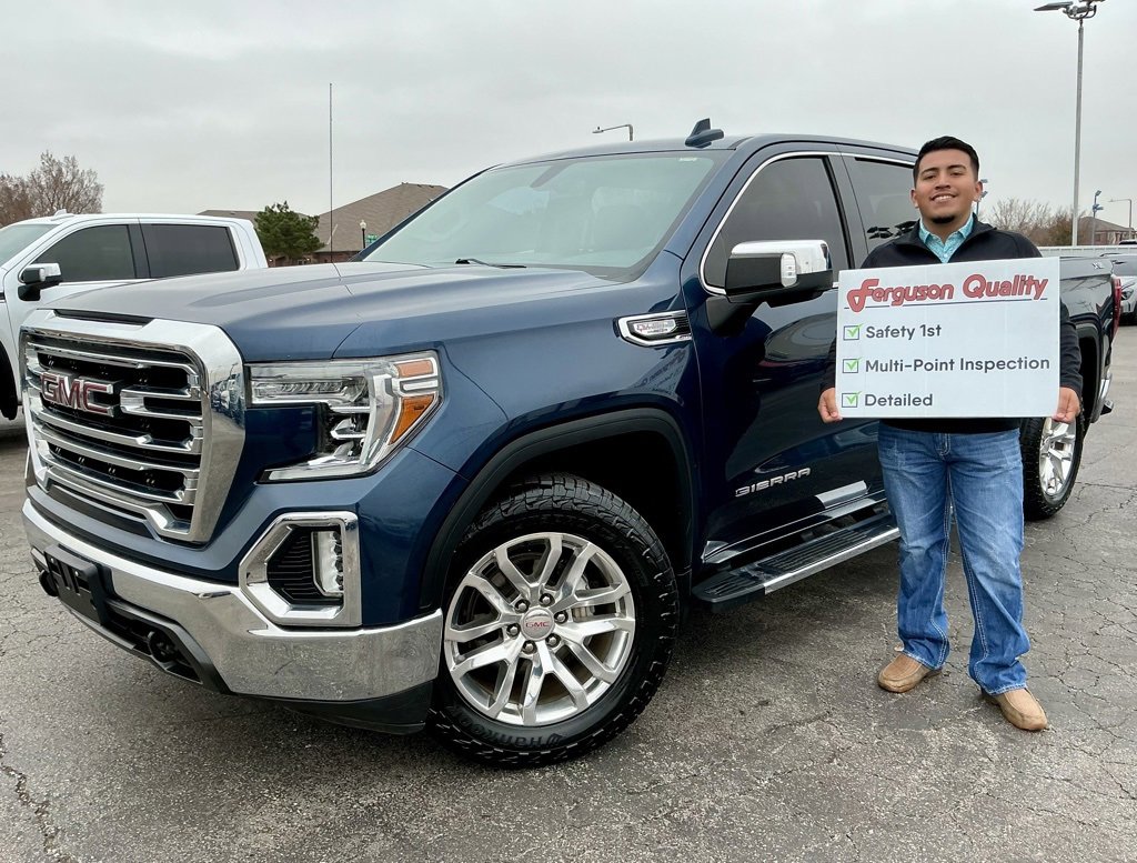 Used 2021 GMC Sierra 1500 SLT image 1