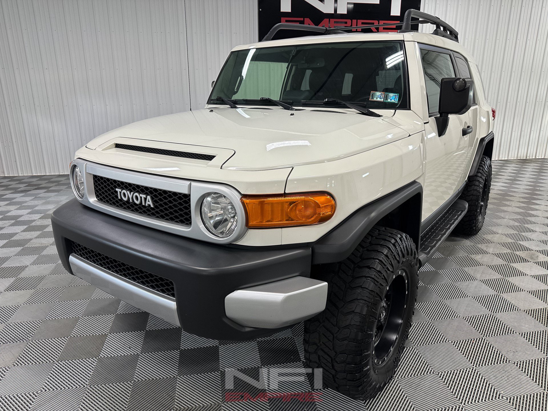Used 2013 Toyota FJ Cruiser 4WD w/ Upgrade Pkg image 3