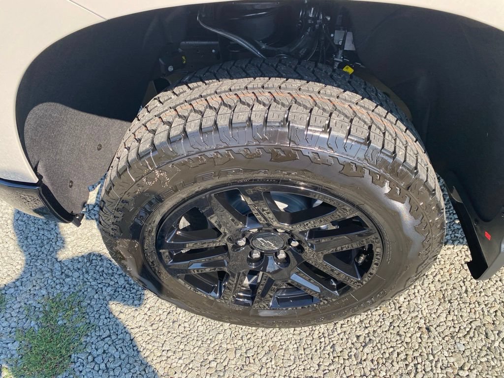 New 2026 Chevrolet Silverado 1500 Custom Trail Boss AWD/4WD image 25