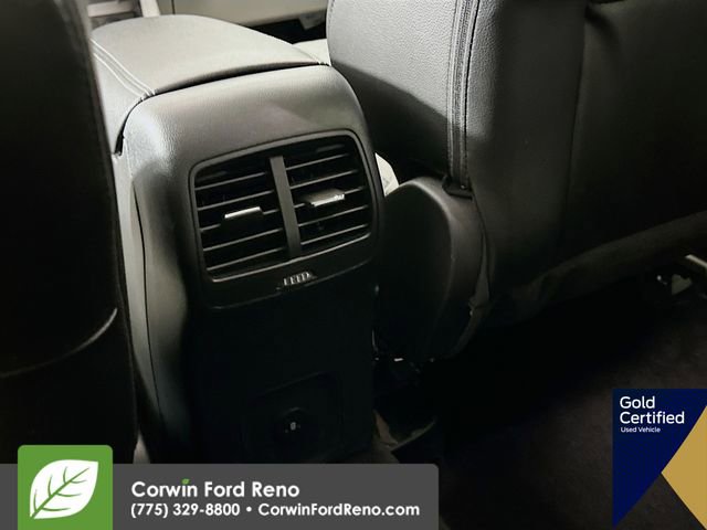 Used 2024 Ford Escape Platinum w/ Premium Technology Package AWD/4WD image 29