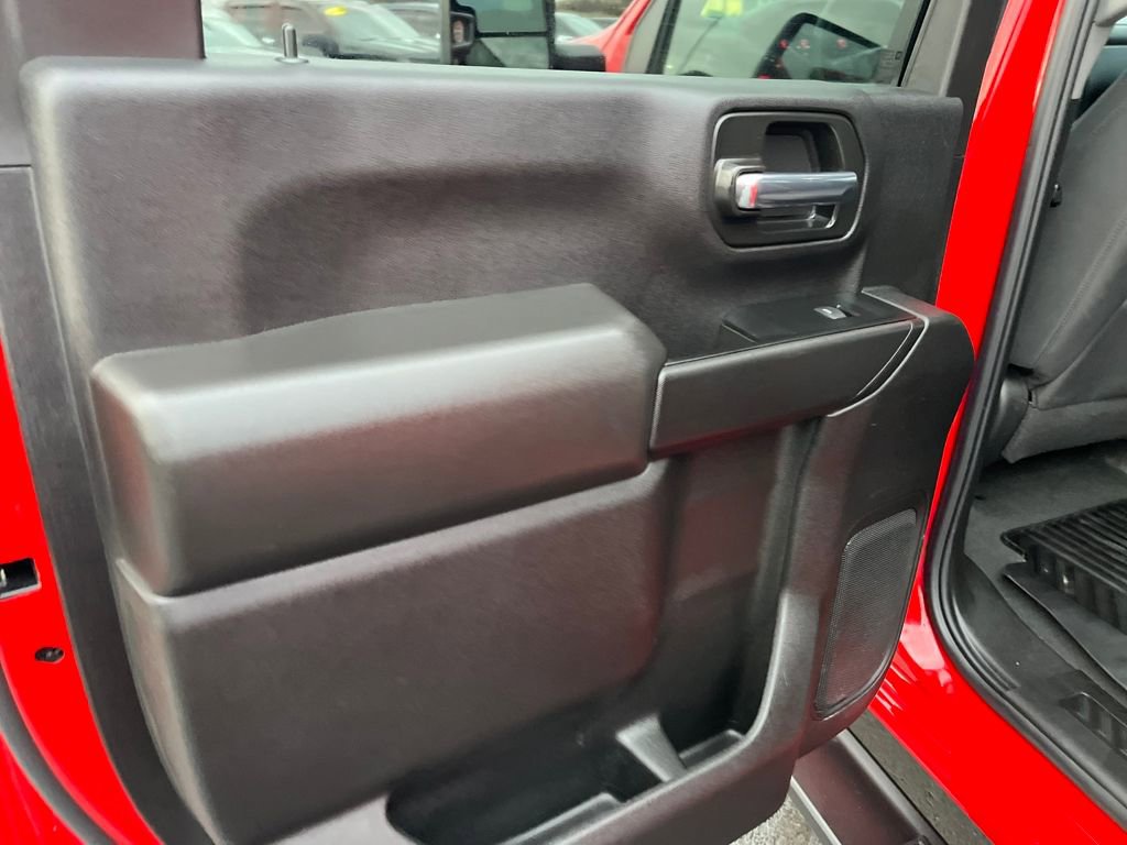 Used 2024 Chevrolet Silverado 2500 Custom w/ Custom Value Package image 21