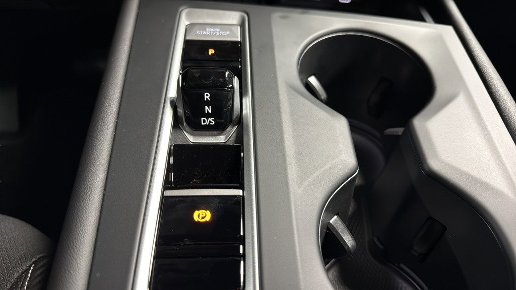 New 2026 Volkswagen Atlas Cross Sport SE AWD/4WD image 31
