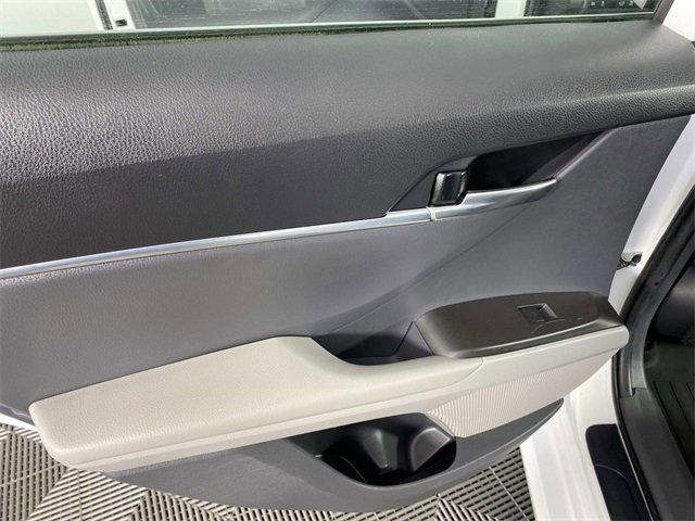 Used 2021 Toyota Camry LE image 26