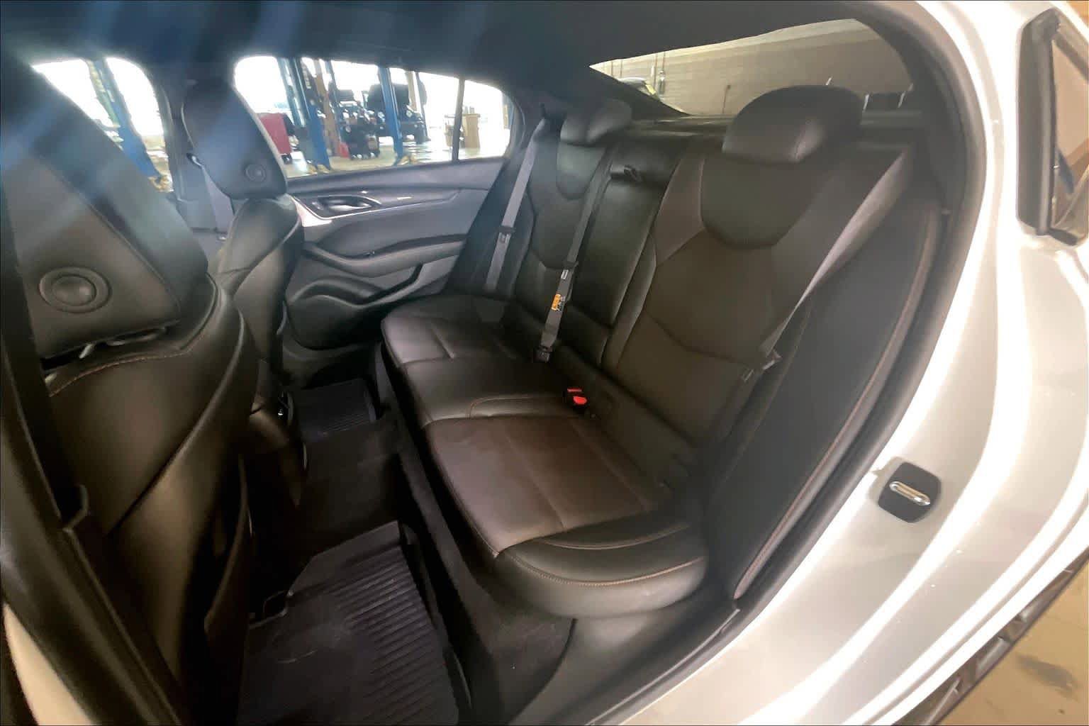 Used 2024 Cadillac CT5 V w/ Premium Package RWD image 19