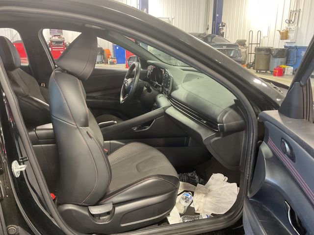 Used 2021 Hyundai Elantra N Line image 12