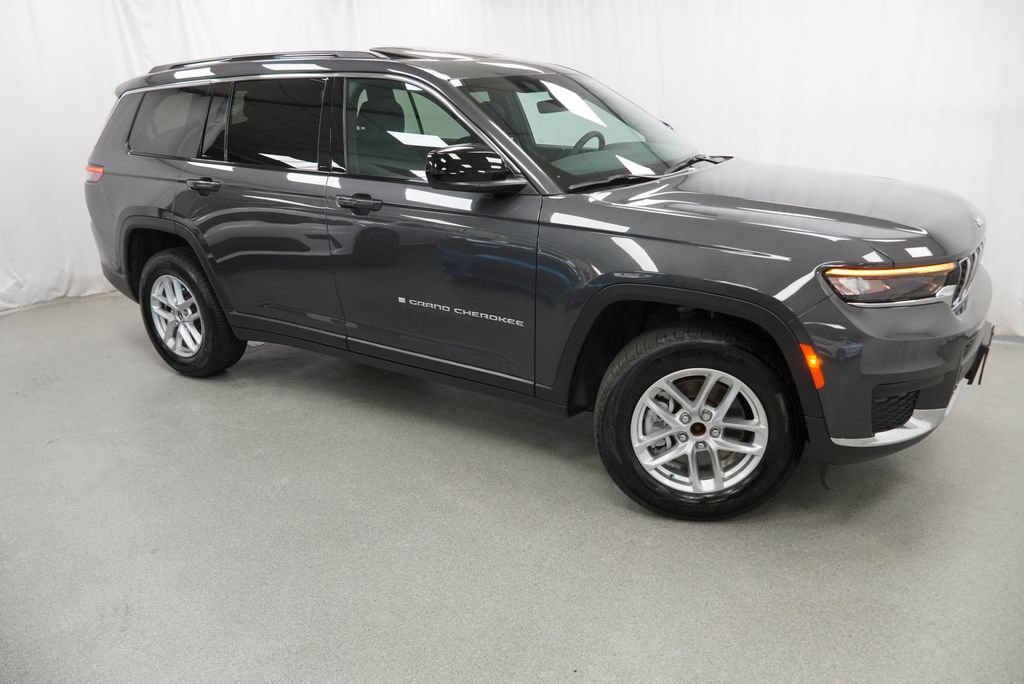 Certified 2025 Jeep Grand Cherokee L Laredo AWD/4WD image 10