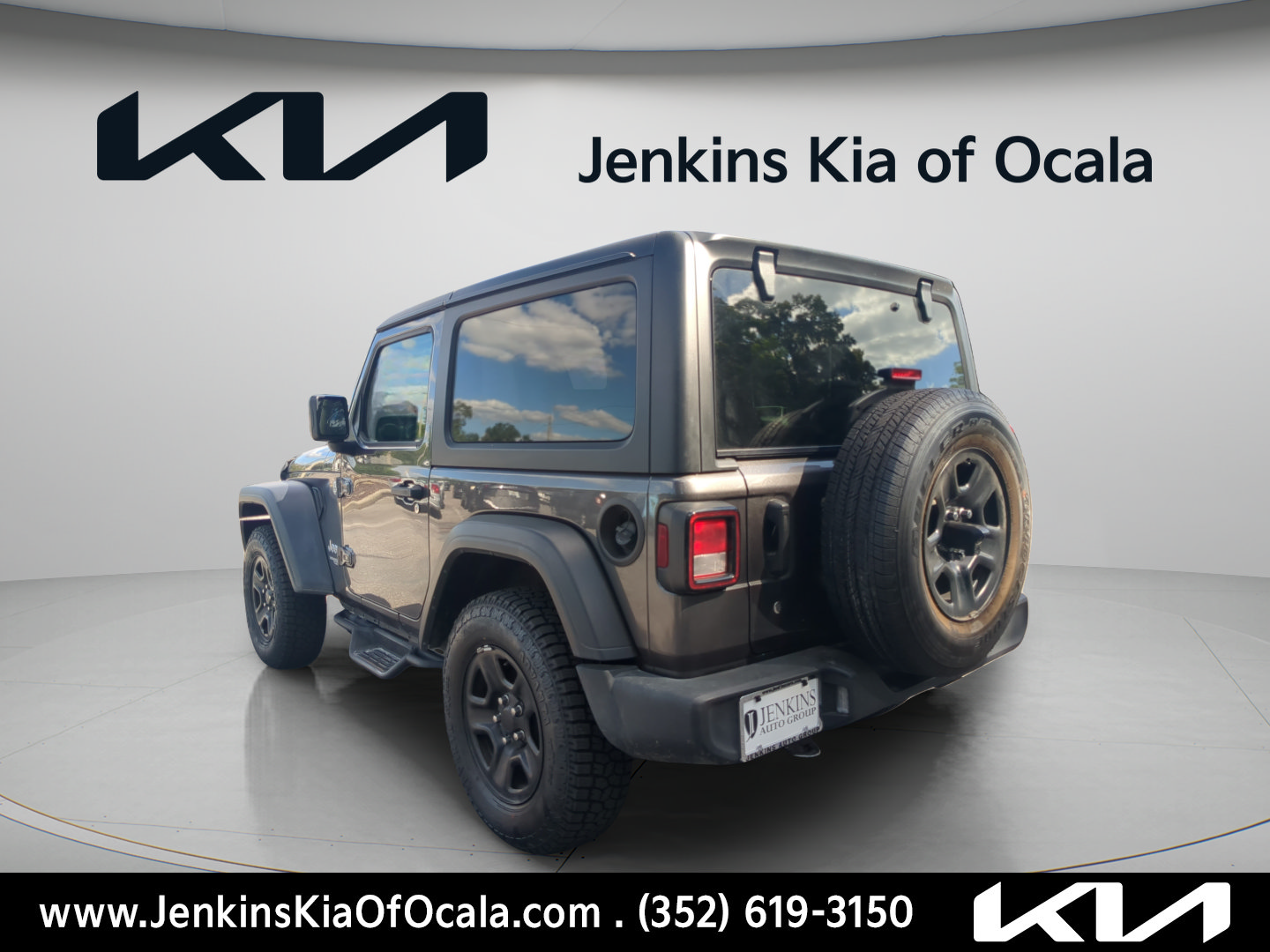 Used 2018 Jeep Wrangler Sport AWD/4WD image 6