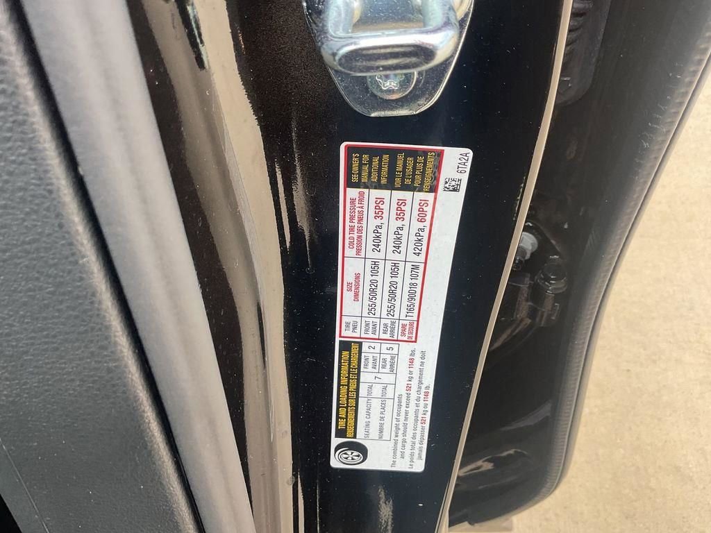 Used 2025 INFINITI QX60 Luxe w/ Black Edition image 34