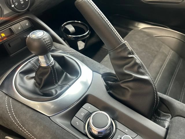 New 2026 MAZDA MX-5 Miata Club w/ Interior Package RWD image 20