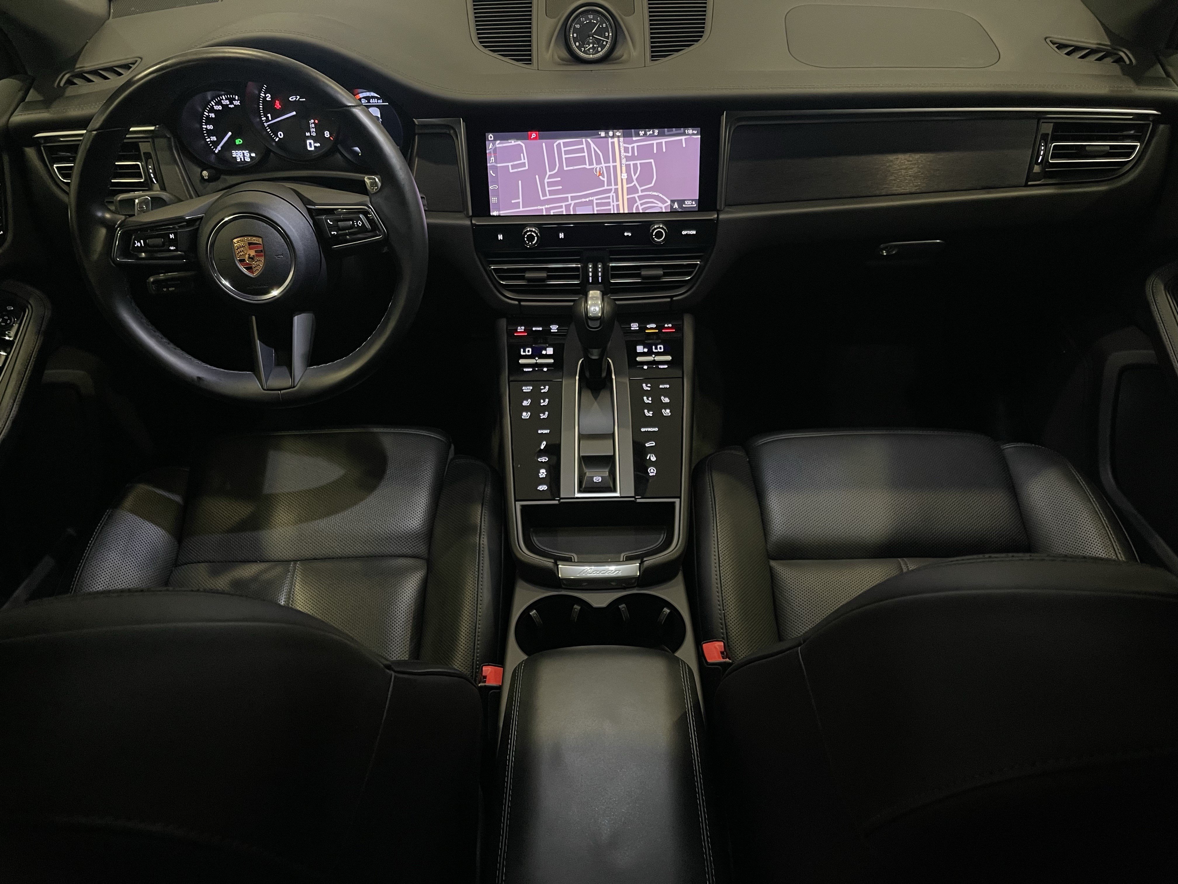 Used 2022 Porsche Macan GTS AWD/4WD image 16