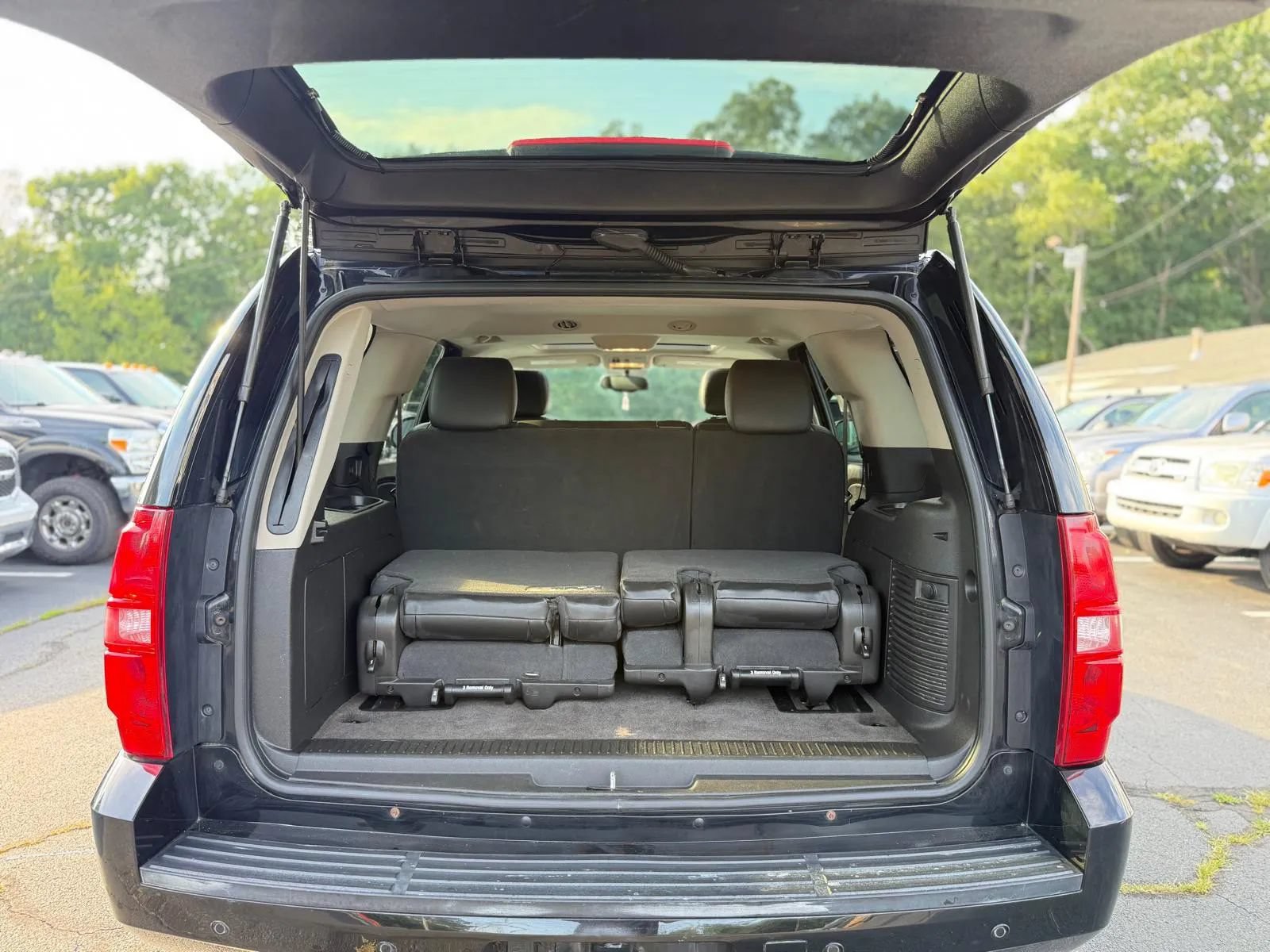 Used 2013 Chevrolet Tahoe LT w/ Suspension Package, Off-Road AWD/4WD image 24