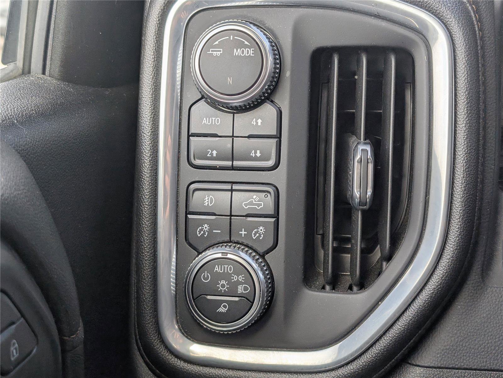 Used 2021 GMC Sierra 1500 AT4 w/ AT4 Value Package image 29