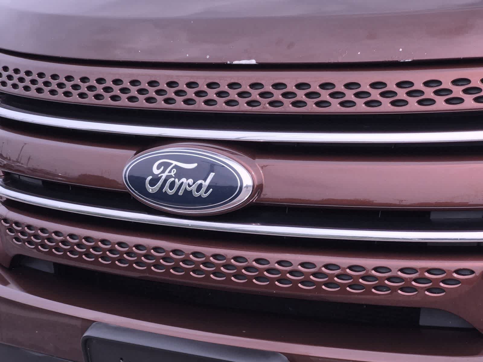 Used 2015 Ford Explorer Limited w/ Equipment Group 302A AWD/4WD image 12