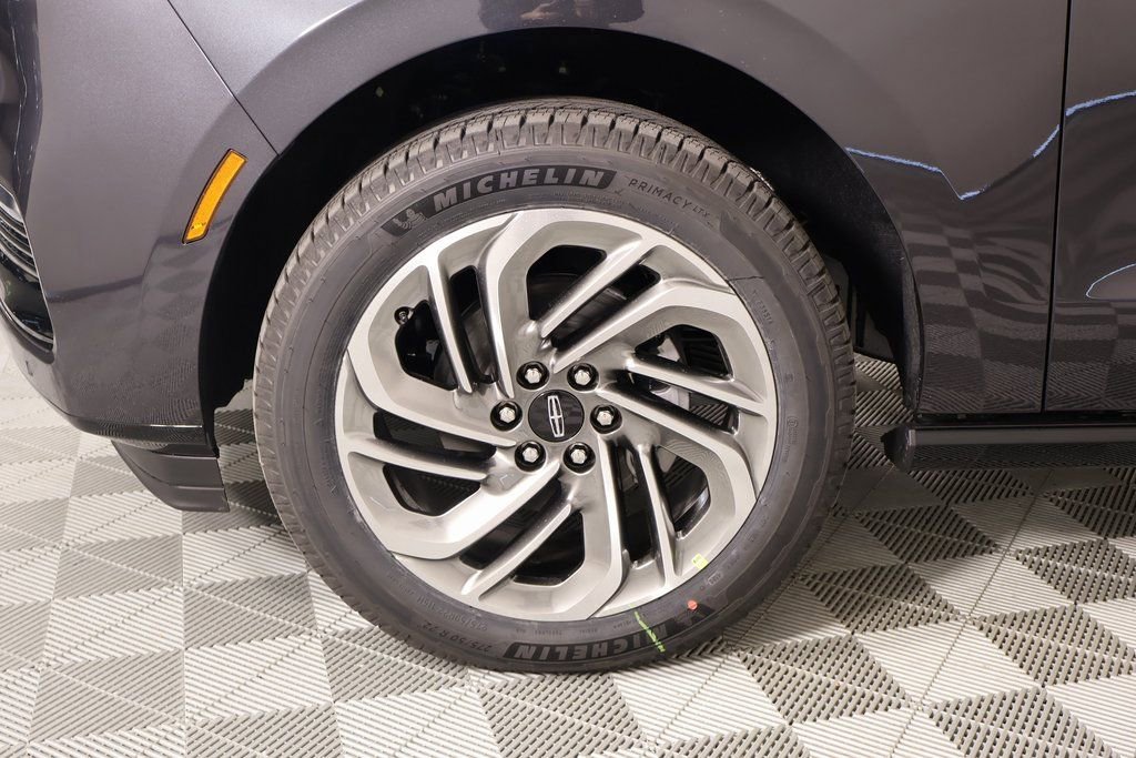 New 2025 Lincoln Navigator Reserve image 19