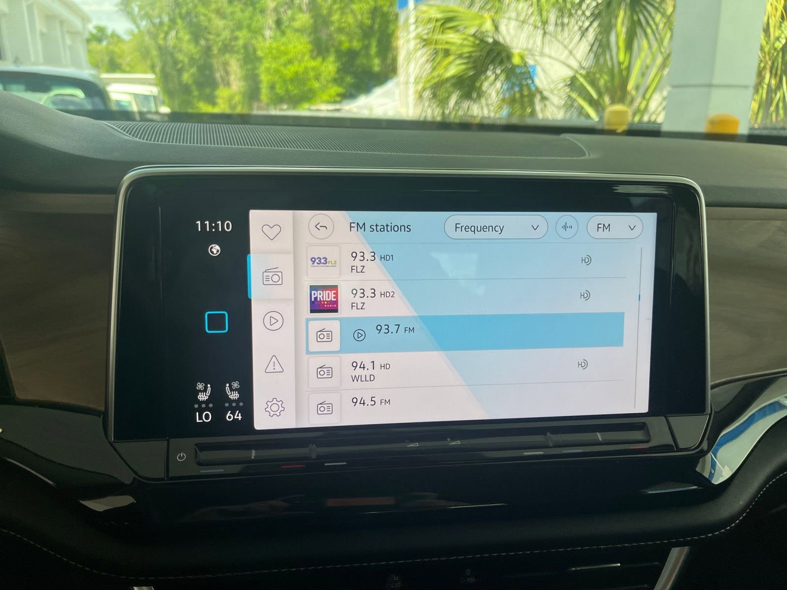 Used 2025 Volkswagen Atlas SE AWD/4WD image 20