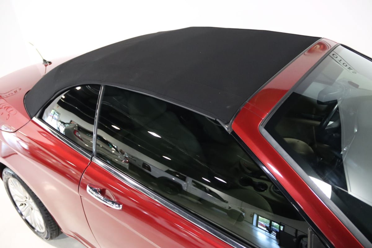 Used 2013 Chrysler 200 Limited FWD image 18