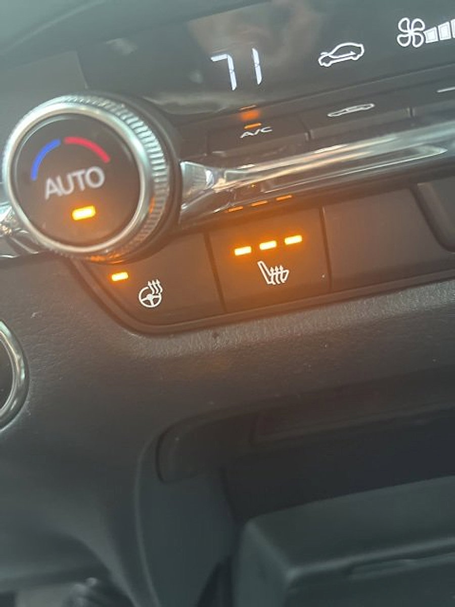 Used 2024 MAZDA CX-30 2.5 Turbo w/ Premium Plus Pkg image 23