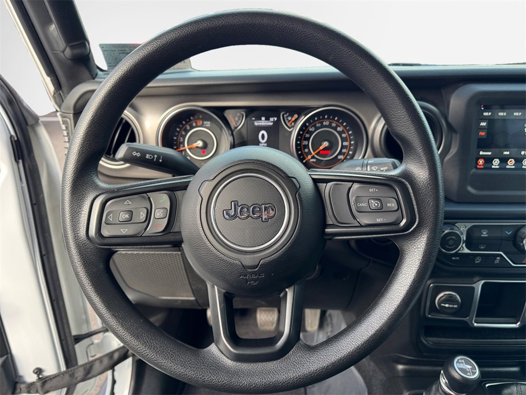 Used 2023 Jeep Gladiator Sport image 14